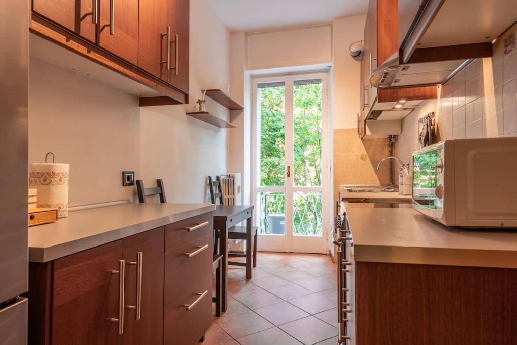 Apartamento Intero Alloggio Bande Nere M1 Milão