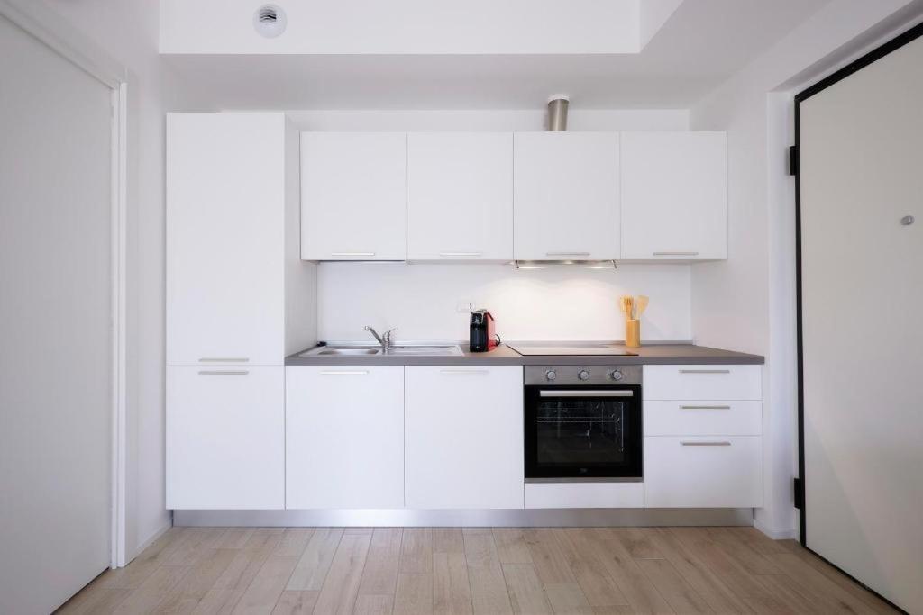 Postumia Joy - Sansiro Stadium - San Carlo Hospital Apartment