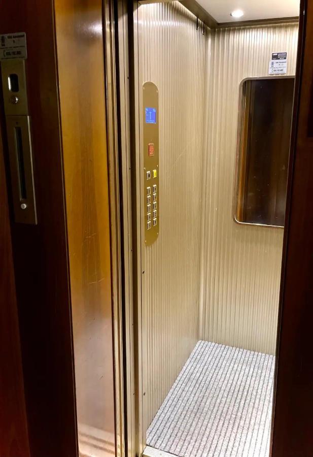 Apartamento Luxury 2 Bedroom Apartament, Close To San Siro, Fiera And 10 Min Metro To Duomo