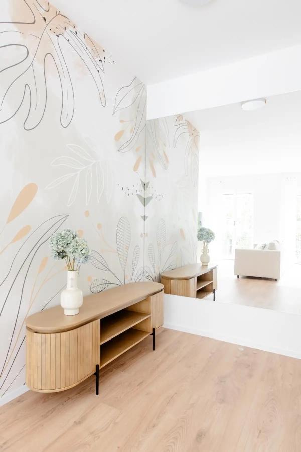 Apartamento Luxury 2 Bedroom Apartament, Close To San Siro, Fiera And 10 Min Metro To Duomo *