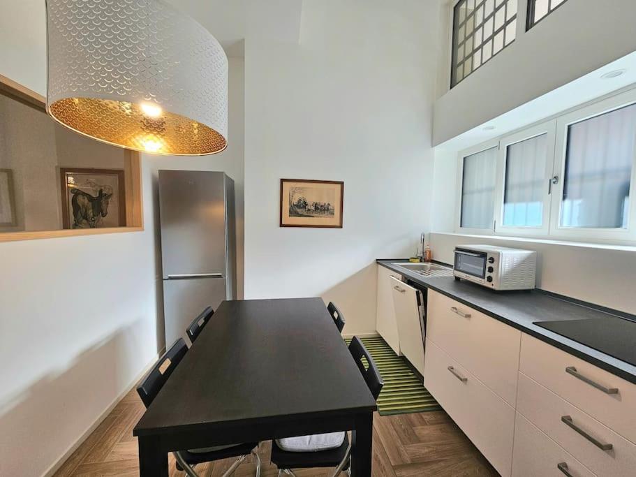 Grazioso Bilocale Ristrutturato Vicino Stazione/metro Apartment Milan