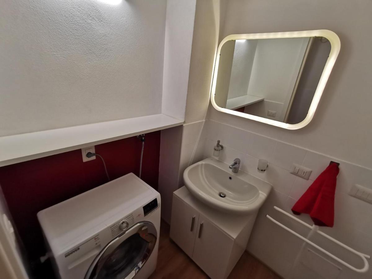 Apartamento Via Scaldasole 14 *