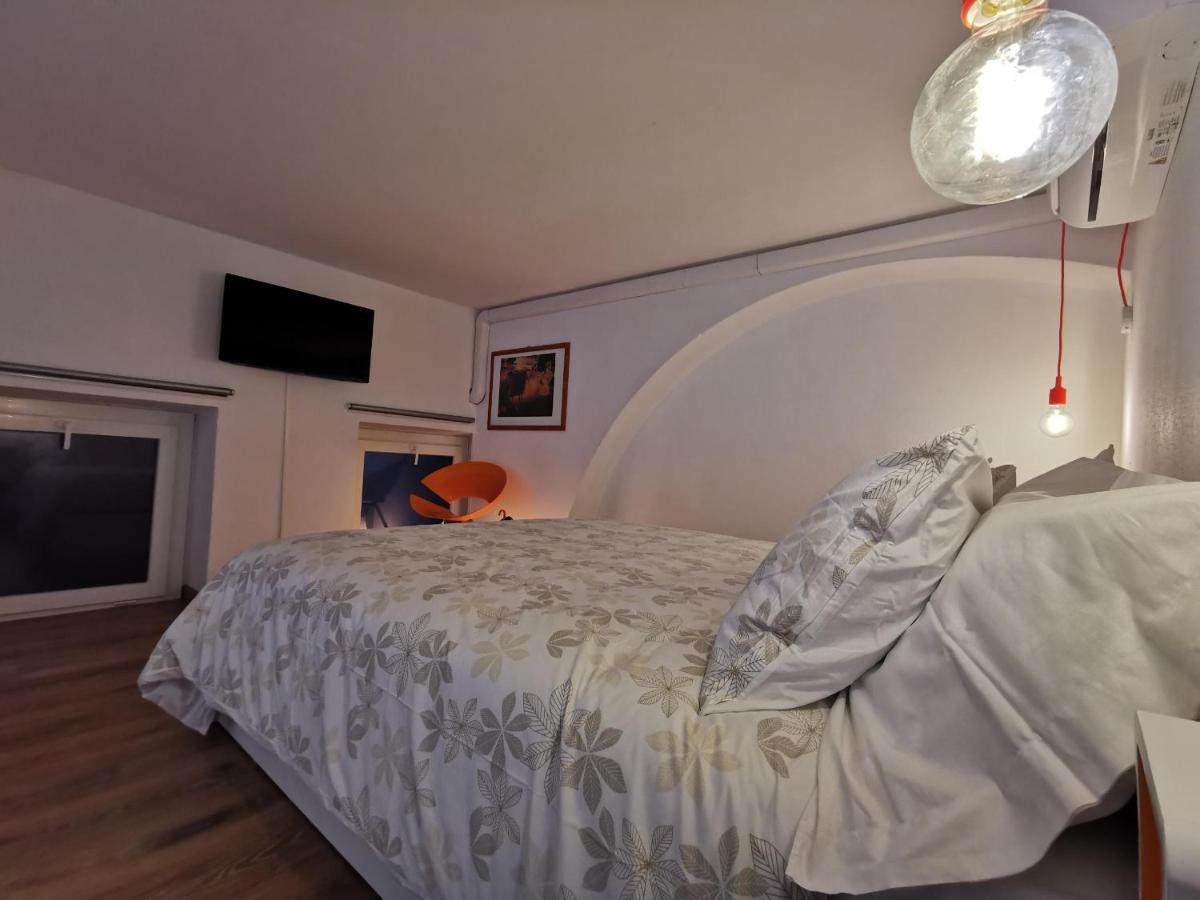 Via Scaldasole 14 Apartamento