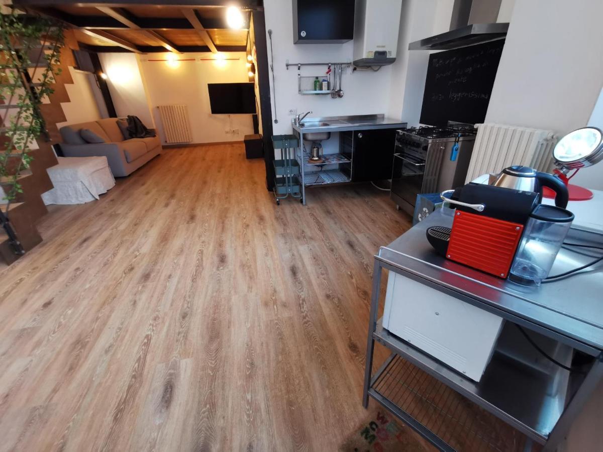 Apartamento Via Scaldasole 14 Milão