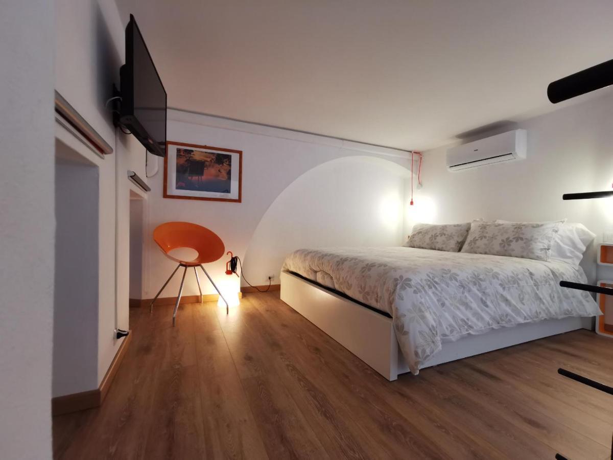 Via Scaldasole 14 Apartamento