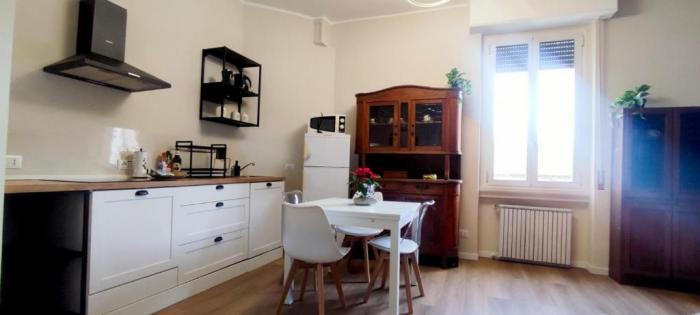 2 Bedroom Gem Near Milano Centrale Fast Wi Fi Kademy House * Milan