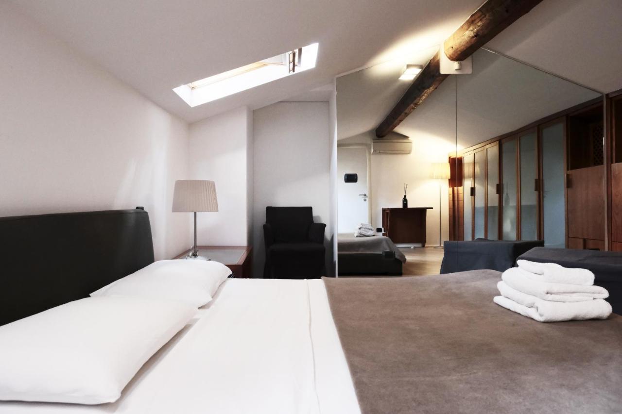 Apartment Comecasa Fashionable Attic