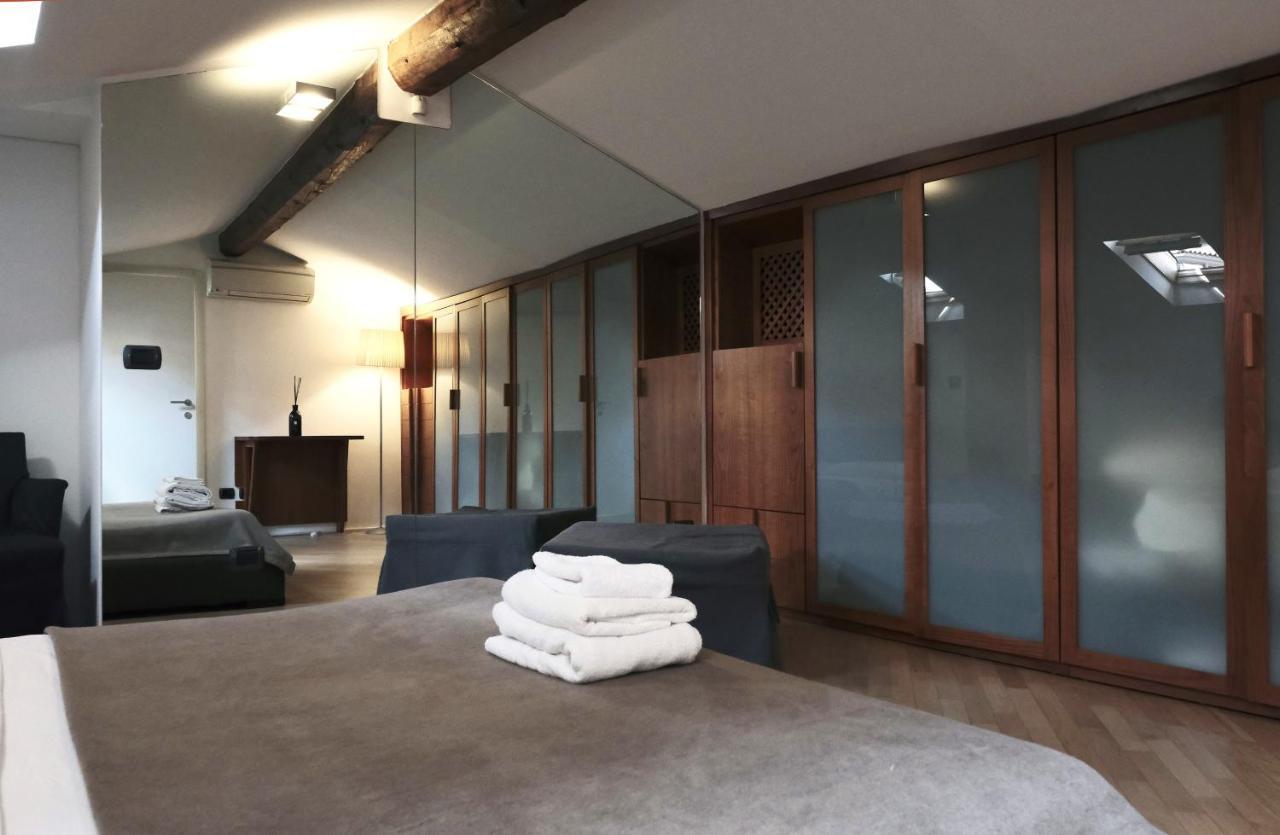 Apartment Comecasa Fashionable Attic Milan