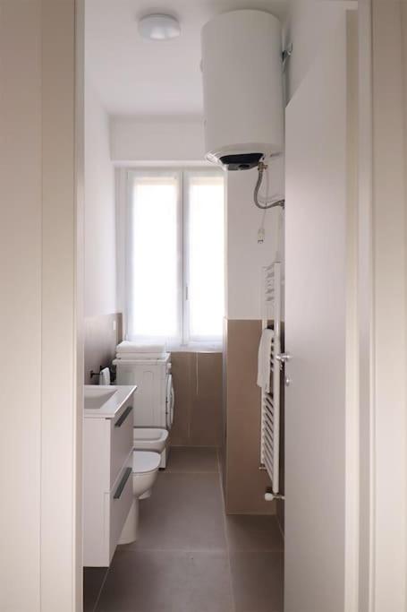 Apartment Bilocale Metro 4 Blu Frattini - Airport Linate Milan