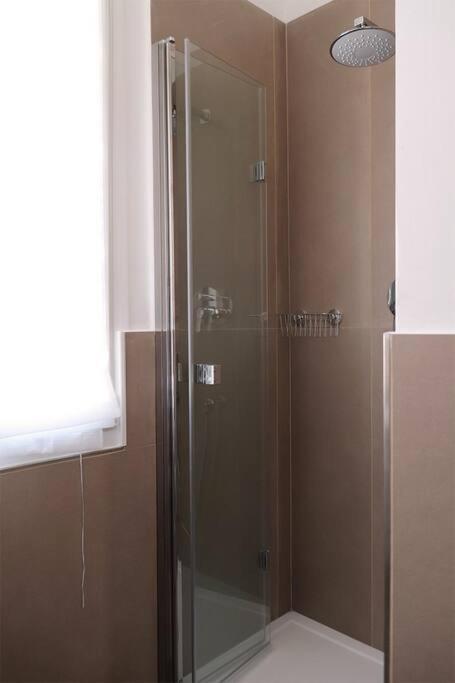 Apartment Bilocale Metro 4 Blu Frattini - Airport Linate
