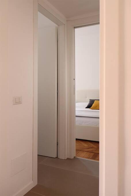 Bilocale Metro 4 Blu Frattini - Airport Linate Milan