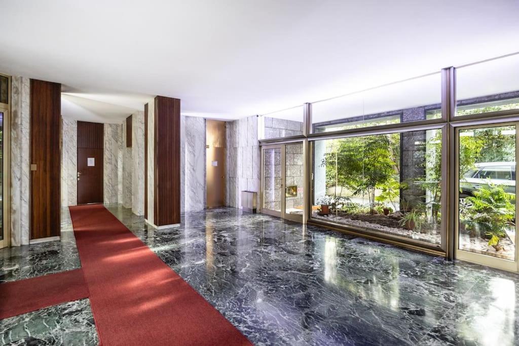 Apartamento Moderno A City Life- Mico-3 Torri- Metro 700m Milão