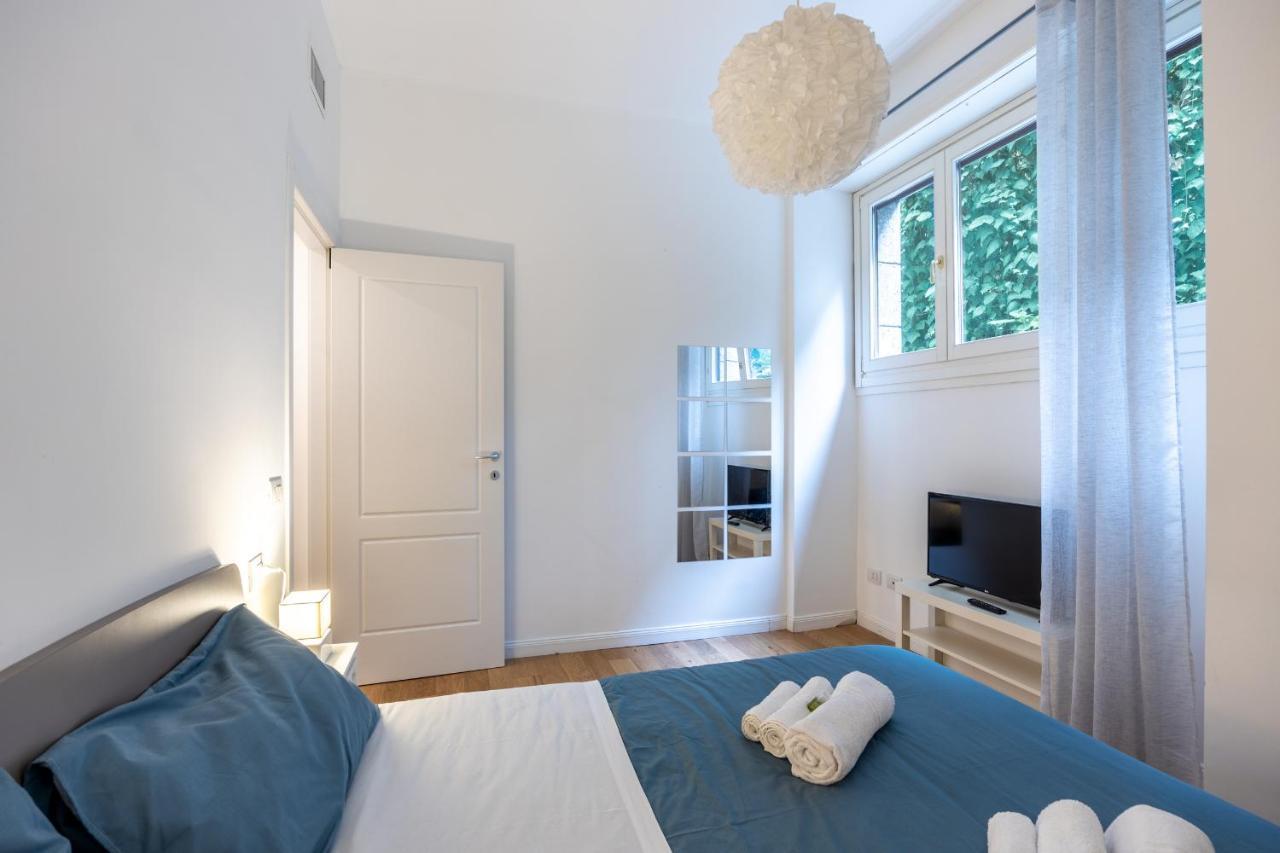 Apartamento Moderno A City Life- Mico-3 Torri- Metro 700m Milão