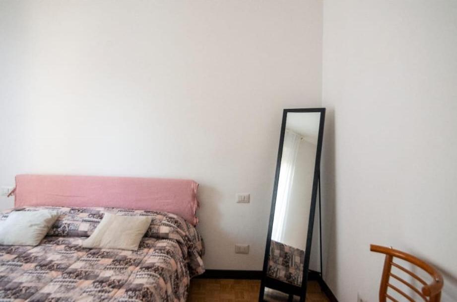 Stanza Doppia Con Bagno Privato Vicino Al Centro Homestay Milan