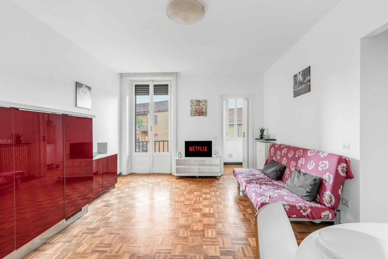 Apartment Mi8 -10 Minutes From The Duomo- Large Milan