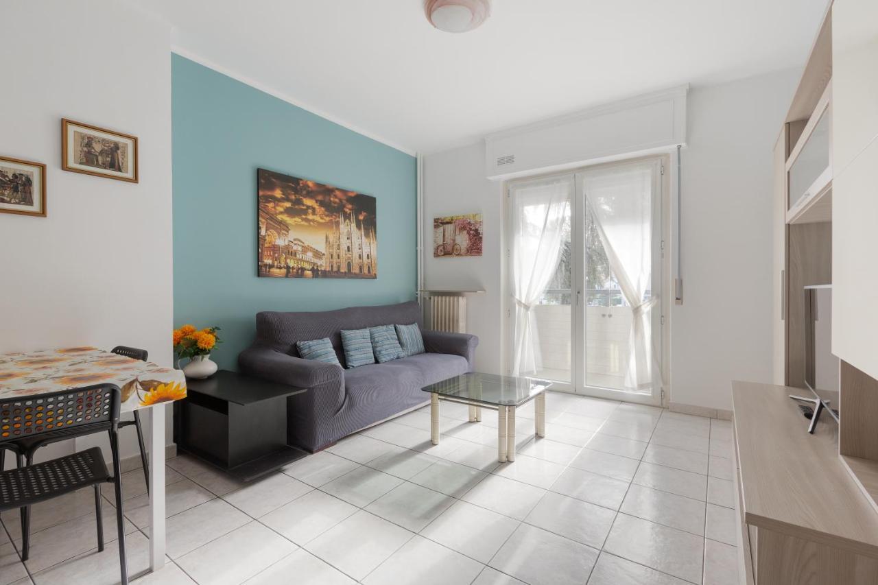Vigentino Balcony Apartment Milan