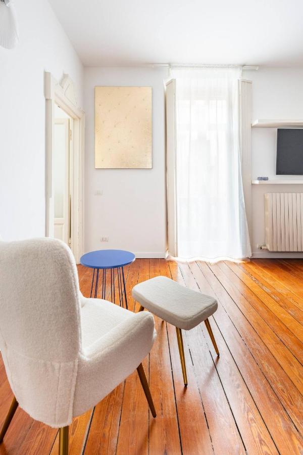 Bocconi 2 In Stile Corte Milanese Apartamento
