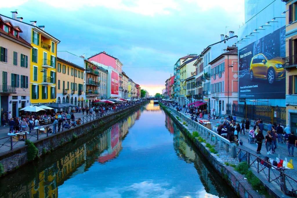 Apartment Daniela's Spazioso Ai Navigli Milan