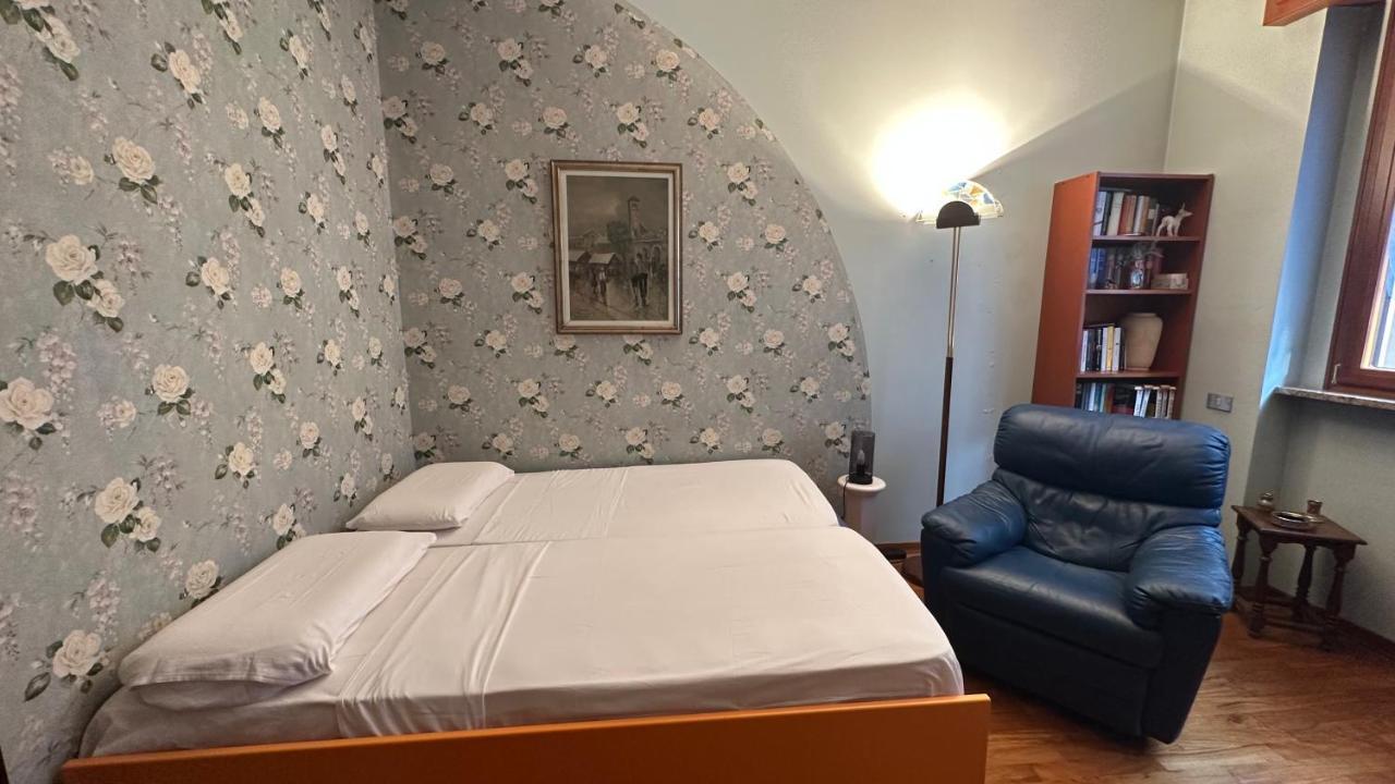 Dehomes - Two Bedrooms, Terrace, Wi-fi, Tram To Centre & Rho Fiera *