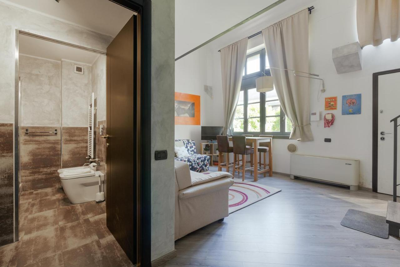 Guesthost - Milano Vigentino Loft With Terrace
