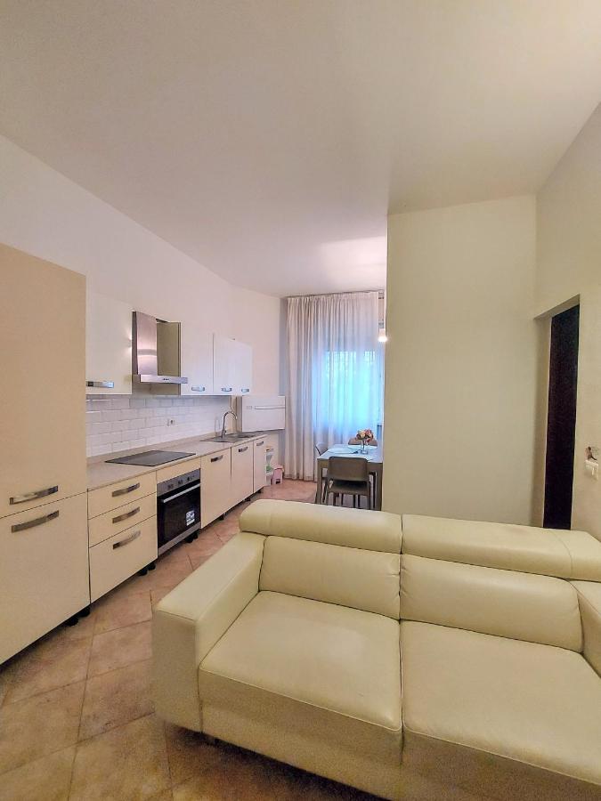 Apartment Watercolor House ,fibra Internet And Netflix Milan