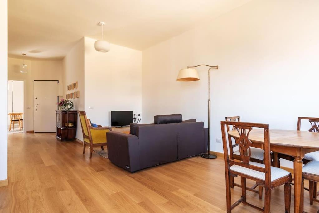 Elegante Bilocale San Calocero Milan