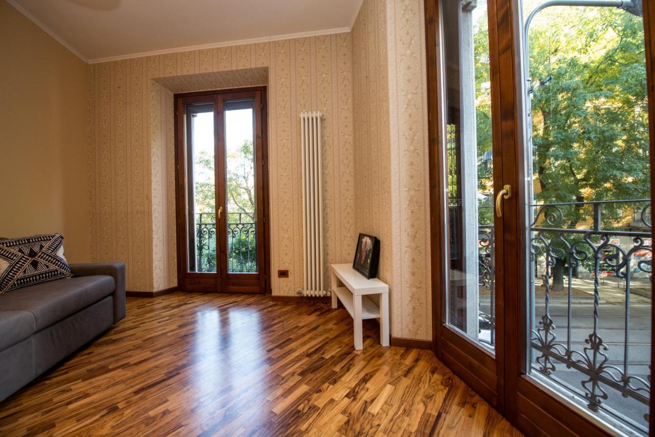 Shortmi Montello * Milano