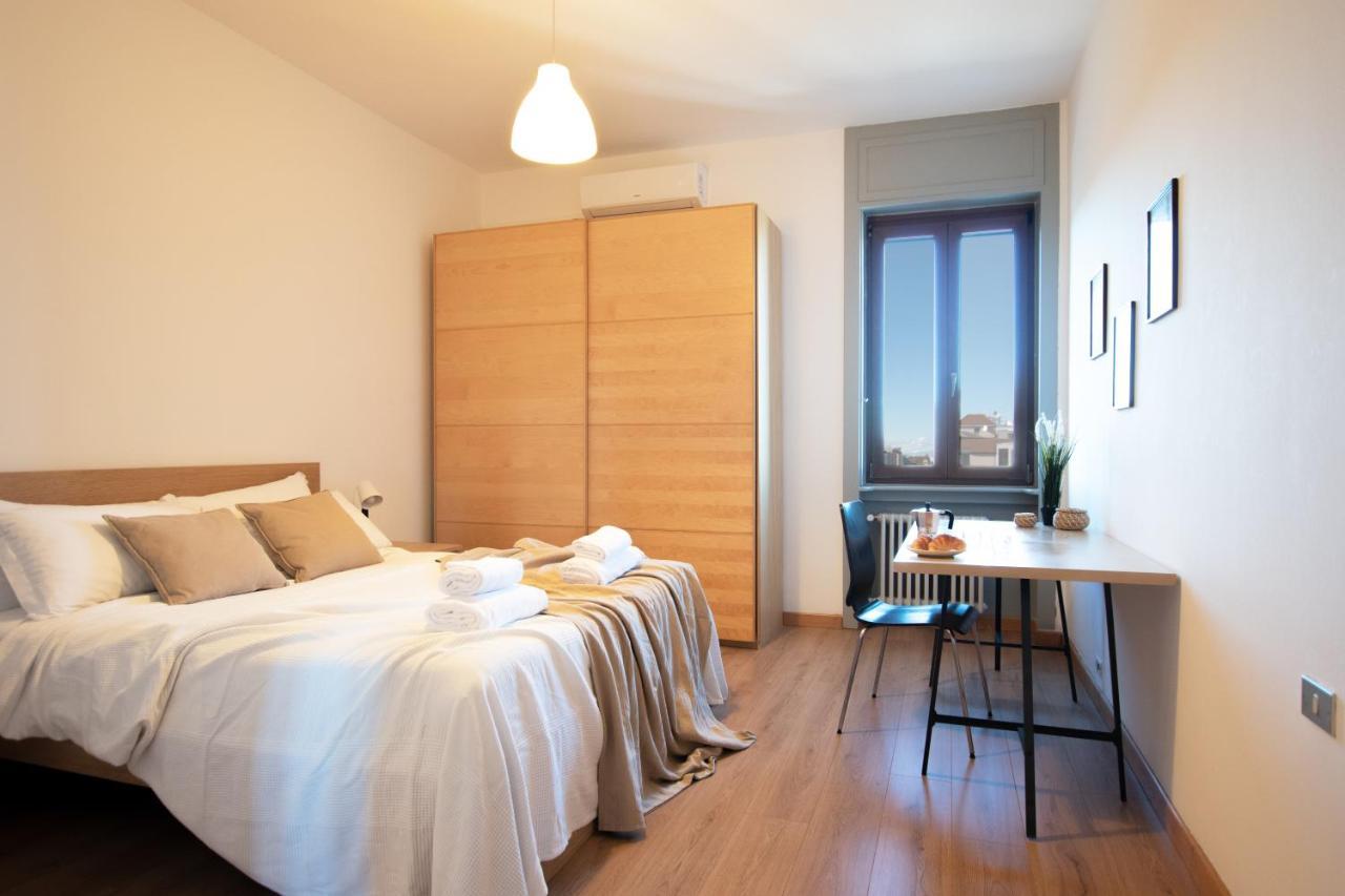 Apartment I Host - Sant'agostino 7 Milan