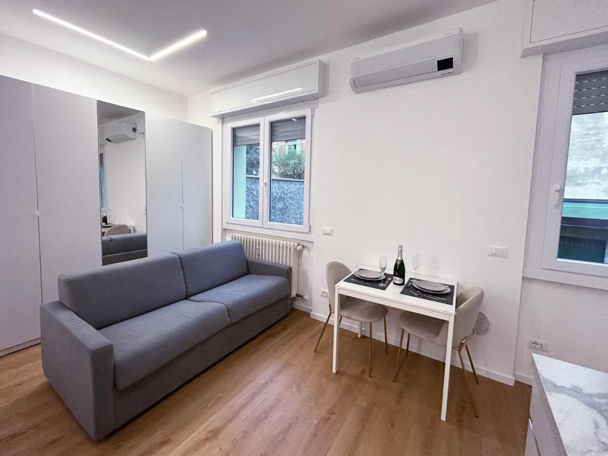 Duomo 15 Minuti - Led House Apartment