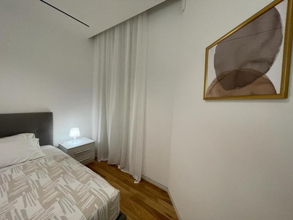 Imhome - Dante * Milan