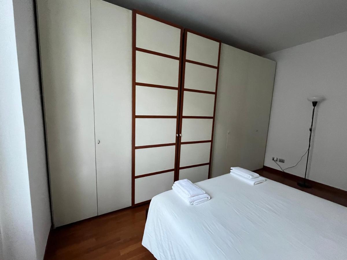 Apartment Bilocale Zona Tortona Milan