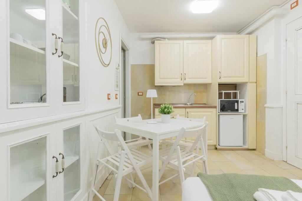 Apartment Duomo - Montenapoleone, Comfort & Wi-fi