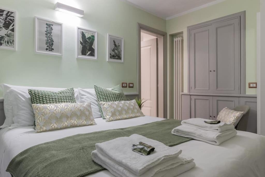 Apartment Duomo - Montenapoleone, Comfort & Wi-fi Milan