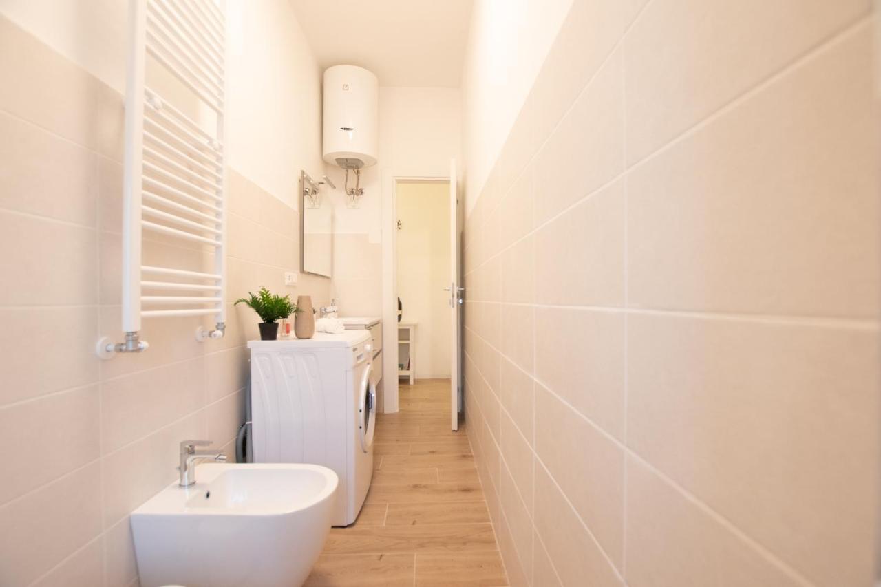 Ihost - Mancini 14 * Milano
