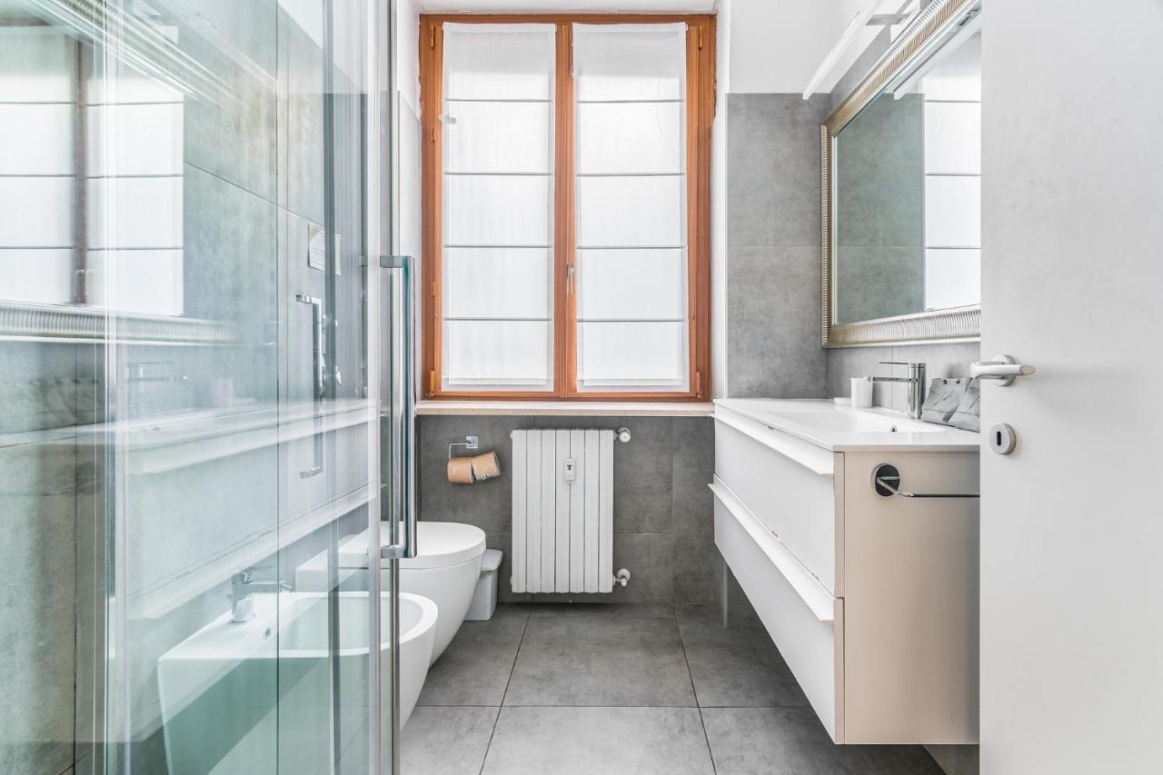 Apartment Ampio Zona Moscova Con Due Terrazzi *