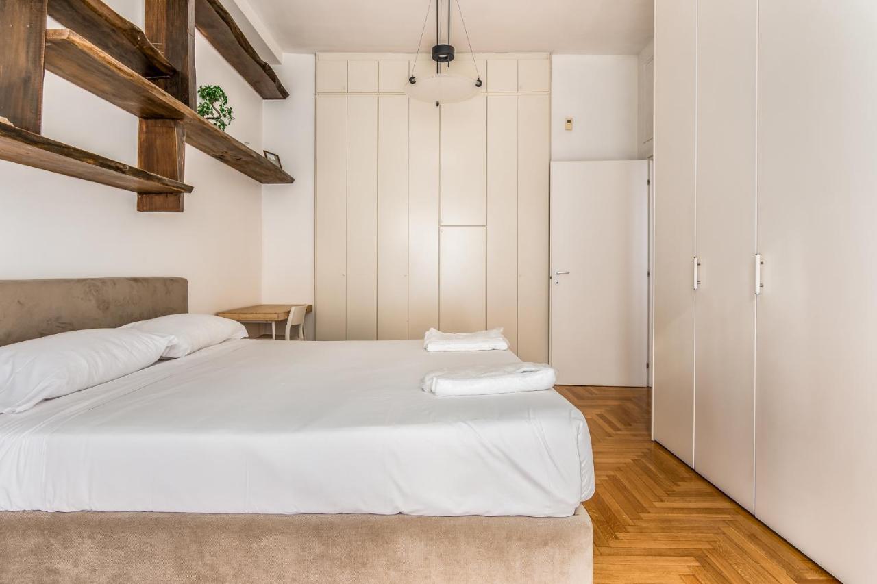 Ampio Zona Moscova Con Due Terrazzi Apartment Milan