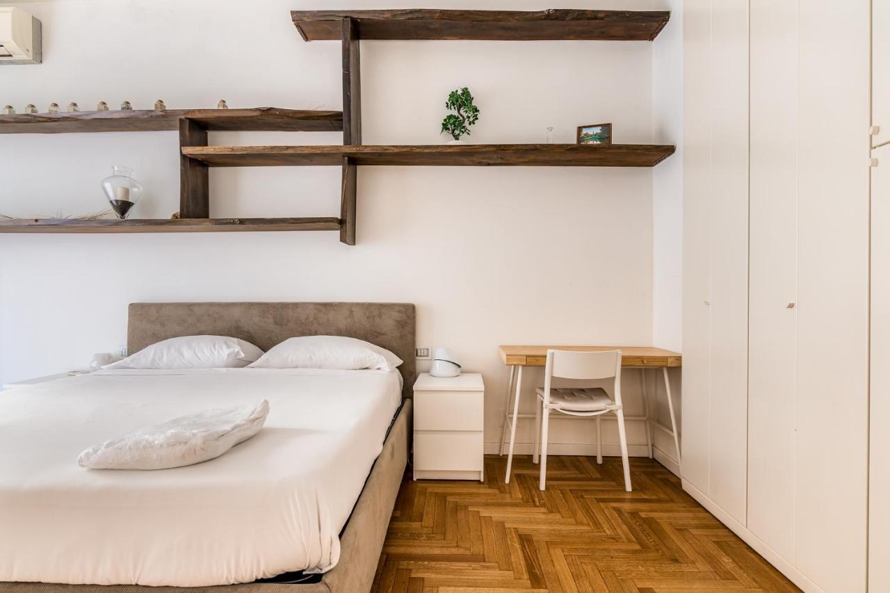 Ampio Zona Moscova Con Due Terrazzi Milan