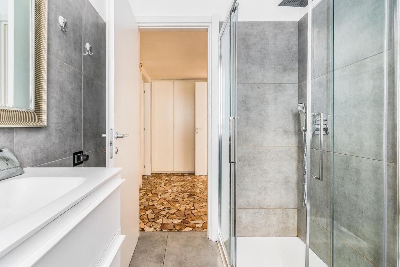 Ampio Zona Moscova Con Due Terrazzi * Milan