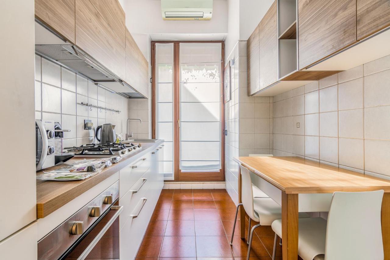 Ampio Zona Moscova Con Due Terrazzi * Milan