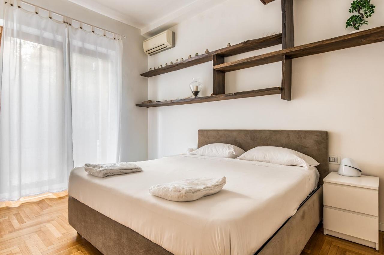 Apartment Ampio Zona Moscova Con Due Terrazzi *