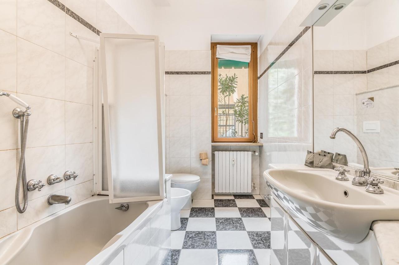 Ampio Zona Moscova Con Due Terrazzi * Milan