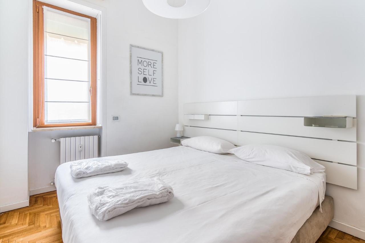 Ampio Zona Moscova Con Due Terrazzi * Milan