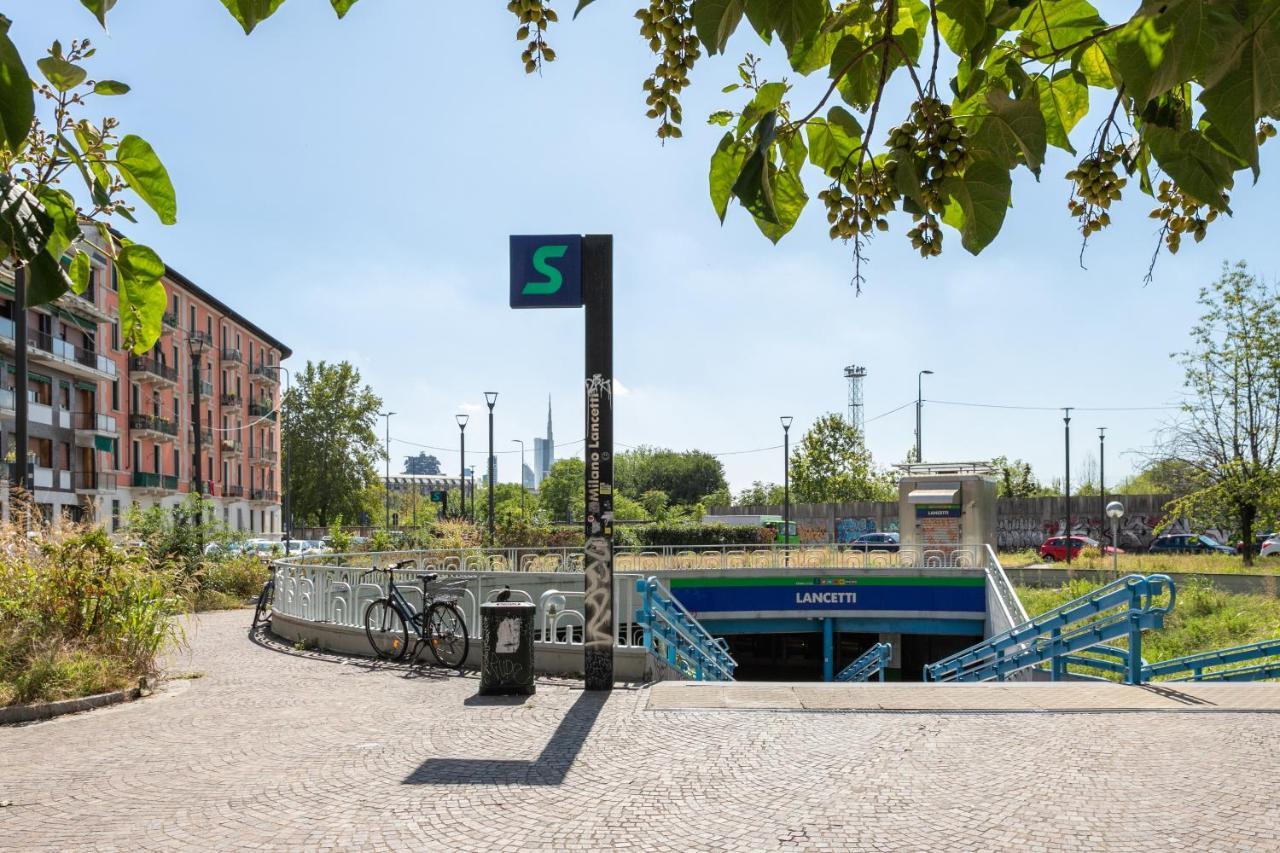 Apartment Luna Homes - In Farini Milan