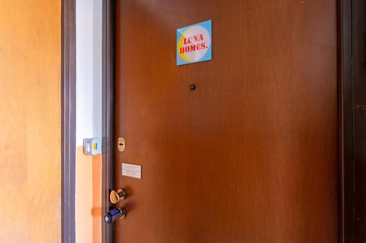 Luna Homes - In Farini Apartment Milan
