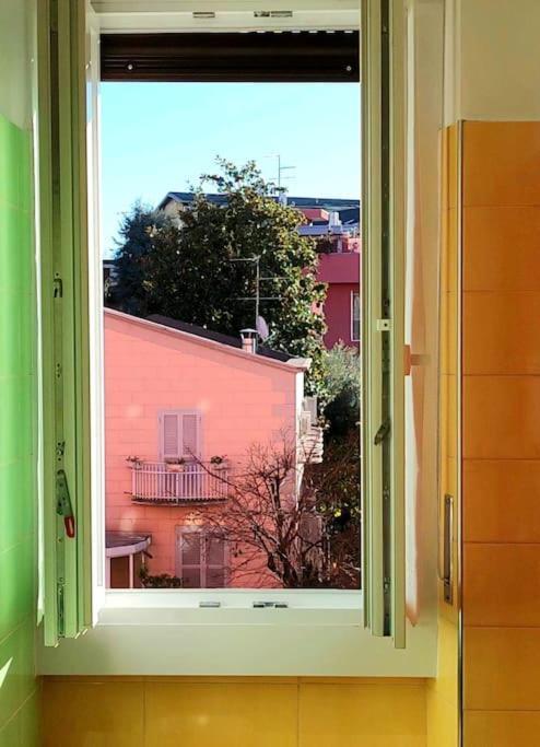 Bilocale Luminoso E Accogliente Zona Marche Milano