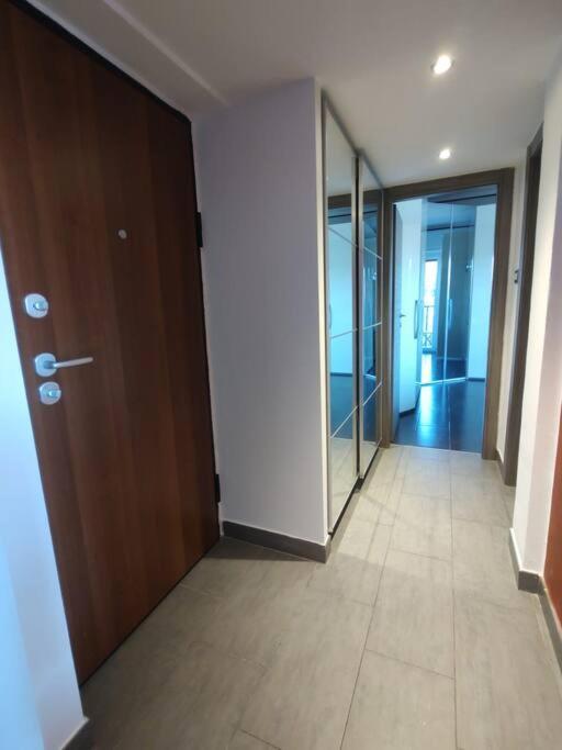 Appartamento Bilocale Luminoso E Accogliente Zona Marche Milano