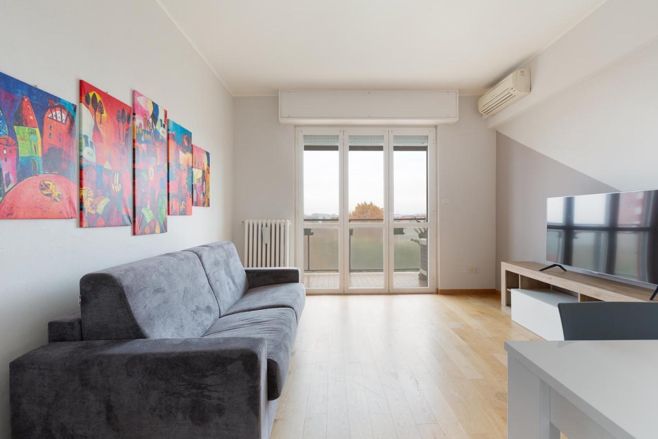 Famagosta Balcony Apartment *