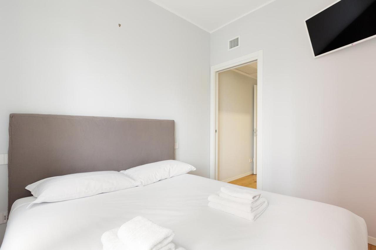 Apartment Cimiano M2 Balcony
