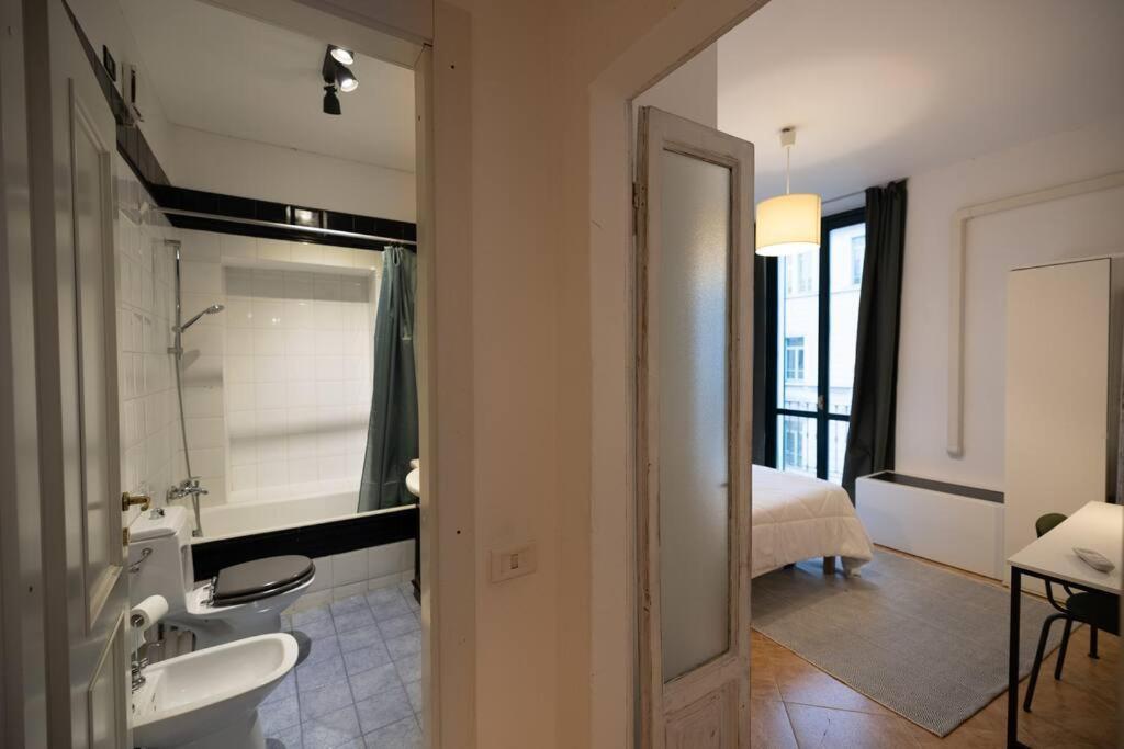 Navigli Ringhiera House Milão