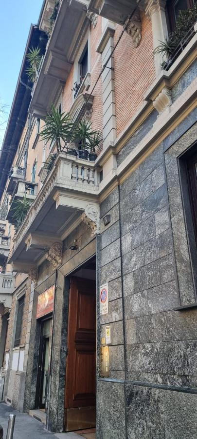 Uncle's House, 150 Mq Only Two Stops From Duomo Milano